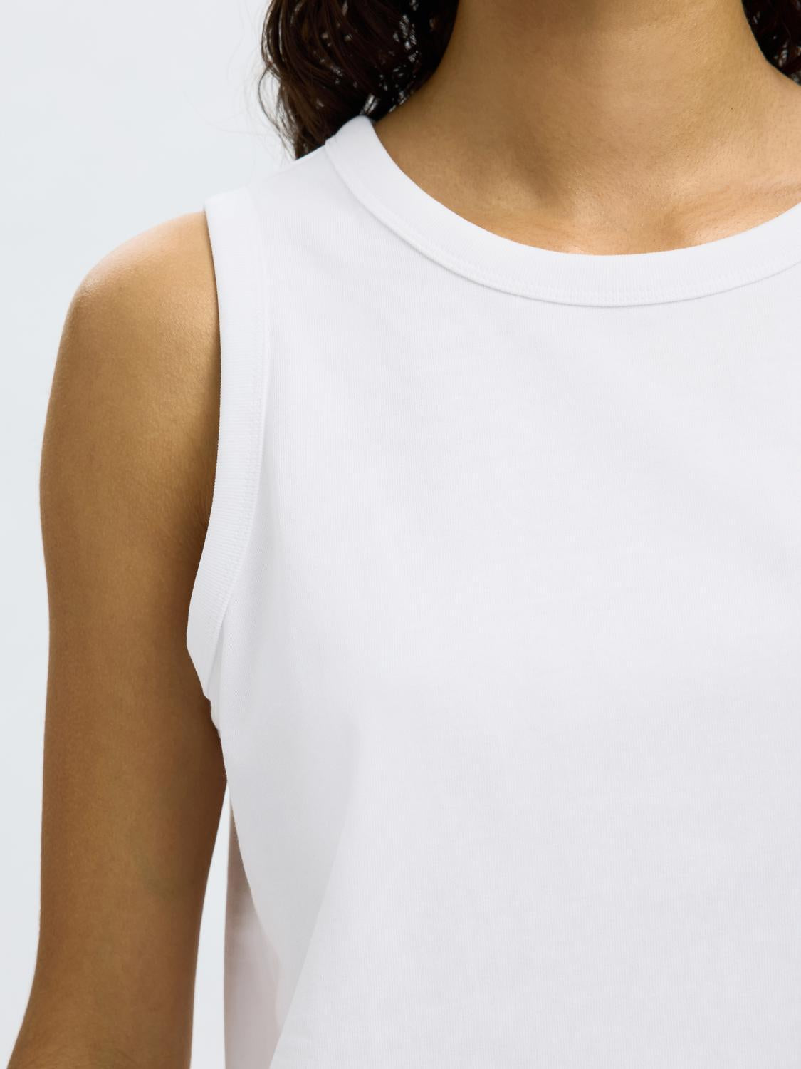 model_shot-detail